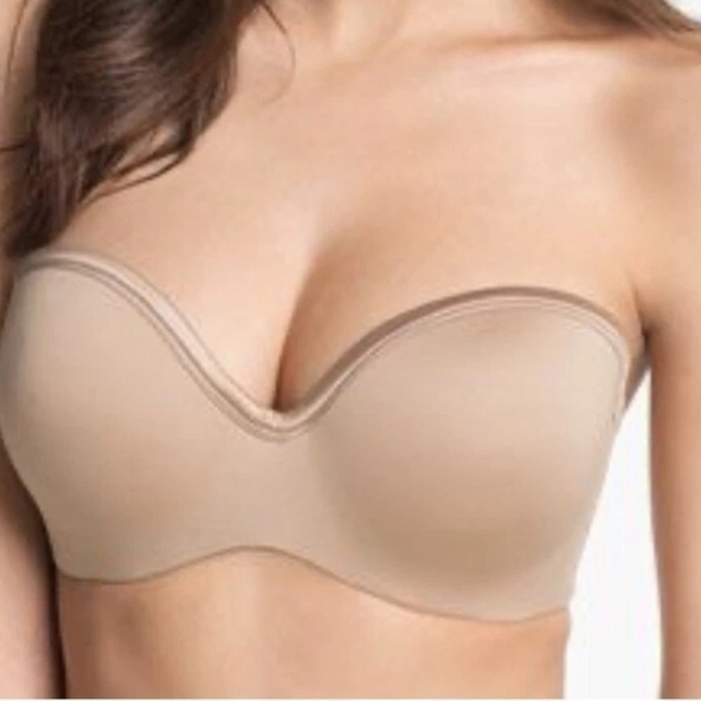 New Le Mystere Woman’s Strapless Bra Size 32D Nude Beige Style 7759 NWT